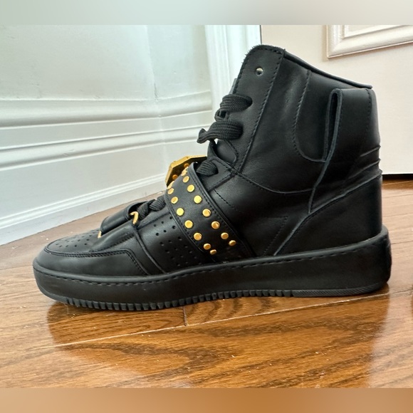 Black Leather Versace Sneakers - Picture 3 of 11